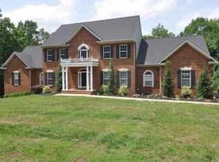 8413 Federal Forest Ct, Fredericksburg, VA 22407