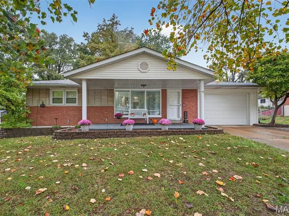 1339 N Evergreen Ln, Columbia, IL 62236