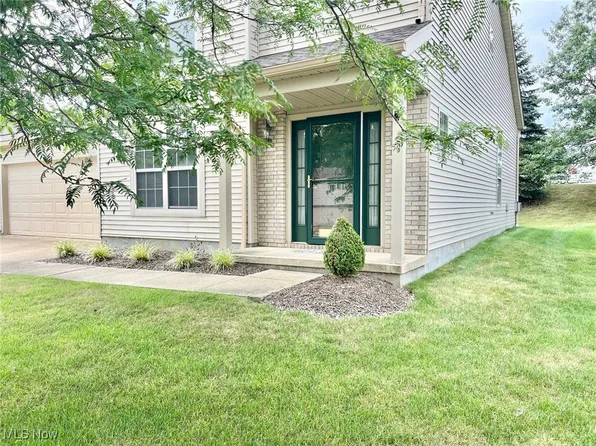 3928 Heron Ct, Stow, OH 44224