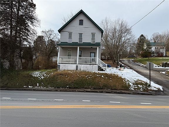 2nd image of 300 Hansen Ave