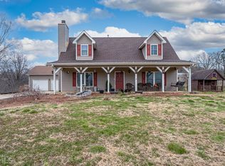 9236 Henderson Mountain Rd, Fairmount, GA 30139