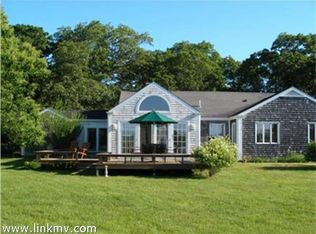 20 Middle Rd, West Tisbury, MA 02575