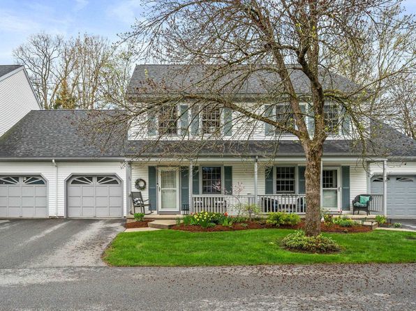 36 Wolff Drive, Essex, VT 05452