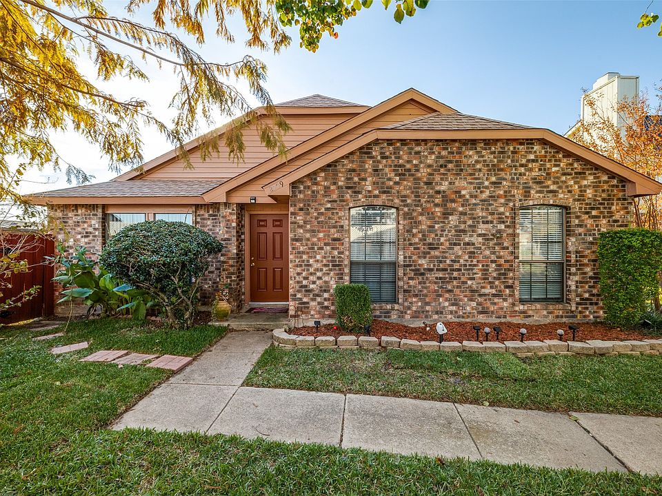 1st image of 2709 Deer Creek Ct