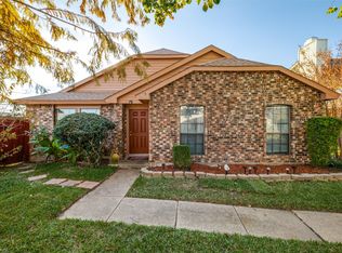 2709 Deer Creek Ct, Garland, TX 75040