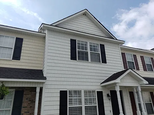 704 Streamwood Dr Photo 1