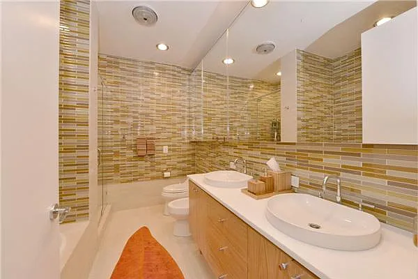 Rented by Sumitomo Real Estate Sales | media 30