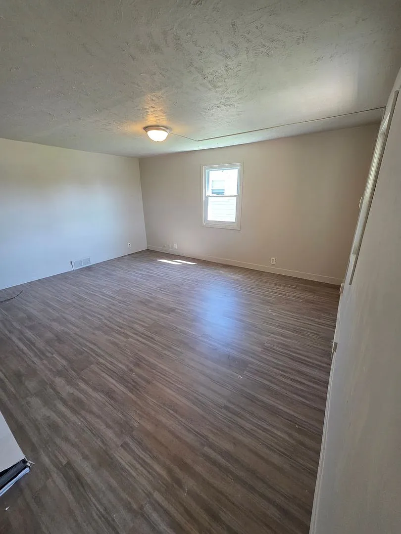 Renovated 3-Bedroom, 2-Bath Home, Ready for You! — Photo 4