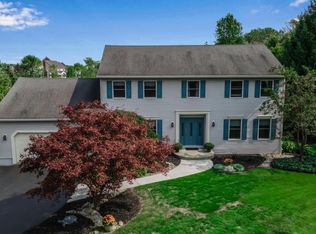 8810 Stahley Rd, Clarence Center, NY 14032