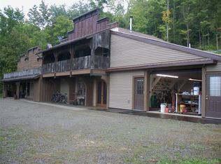 5894 Humphrey Rd, Great Valley, NY 14741