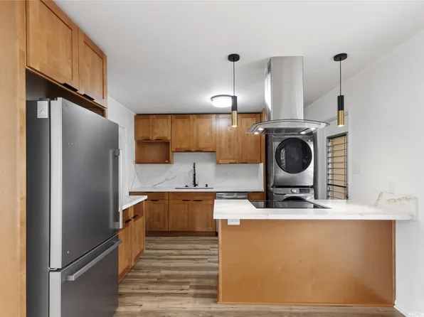 98-889 Kaonohi St #76, Aiea, HI 96701