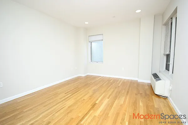 Rented by Modern Spaces | media 5