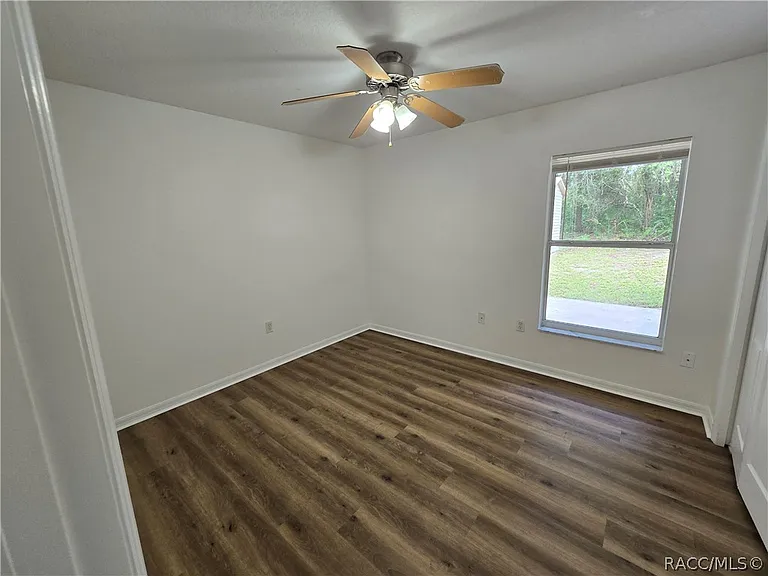 292 N Fitzpatrick Ave — Photo 17