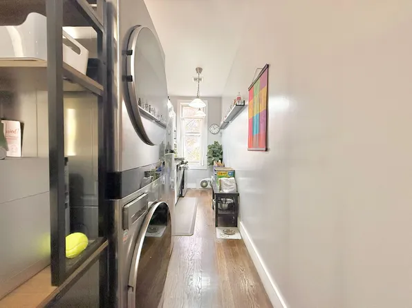 147 Bleecker Street image 2 of 8