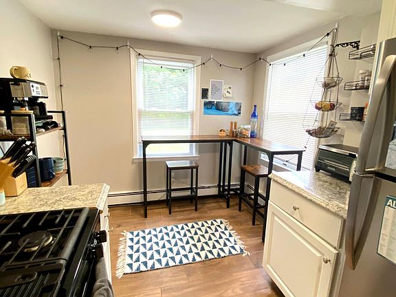 4th image of 44 Wright Ave APT 4B