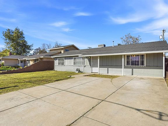 3rd image of 2209 Meadowview Rd