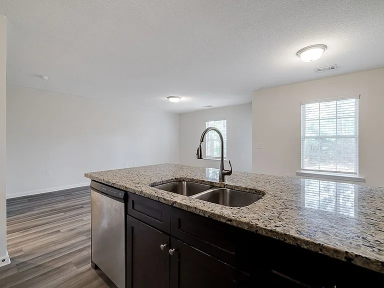 176 Barfield Way — Photo 15
