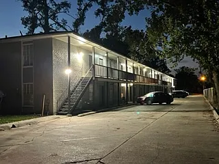 520 E. Lagrange St - 17 — Photo 1