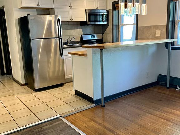 2nd image of 2176 Dayton Ave #10