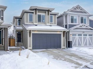 16 S Magnolia Bay SE, Calgary, AB T3M3M9
