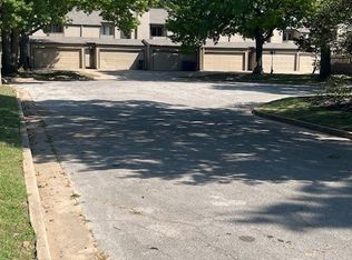 2219 E 55th Ct S #2219, Tulsa, OK 74105