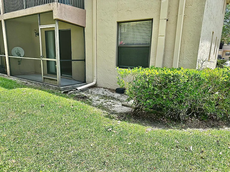 21904 Lake Forest Cir #101 — Photo 11