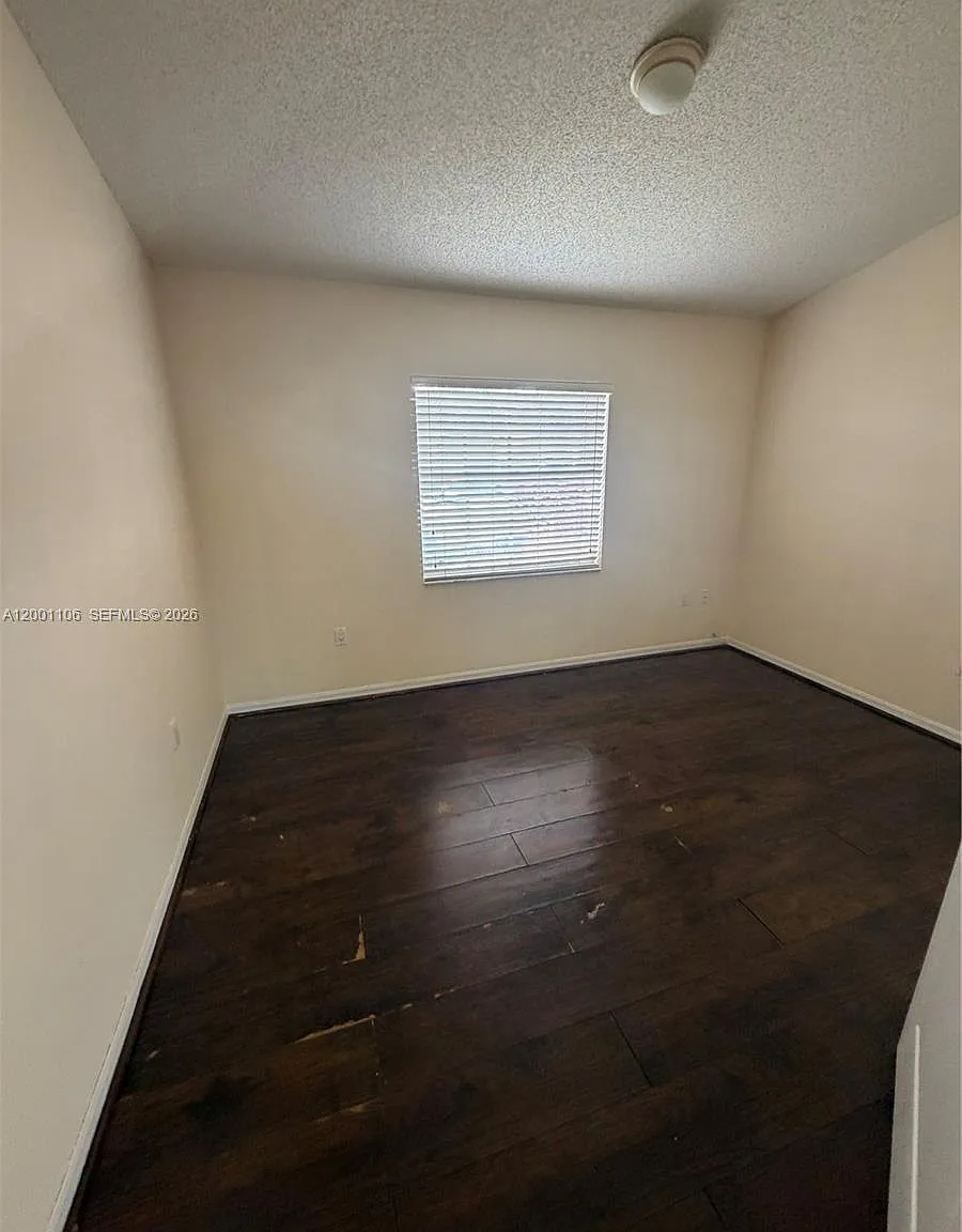 Sierra Ridge Condo C — Photo 4