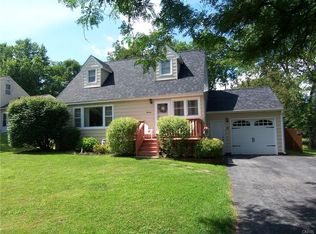 16 Wilcox Rd, Whitesboro, NY 13492