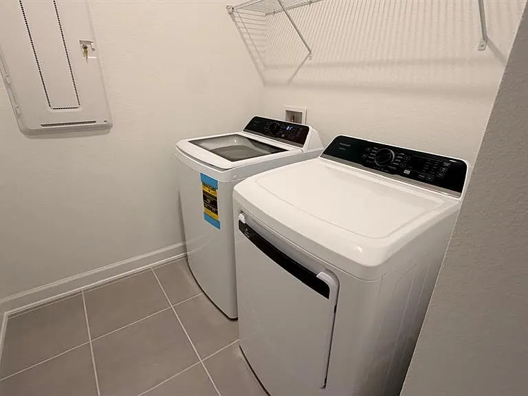 1831 Bright Sky Dr — Photo 29