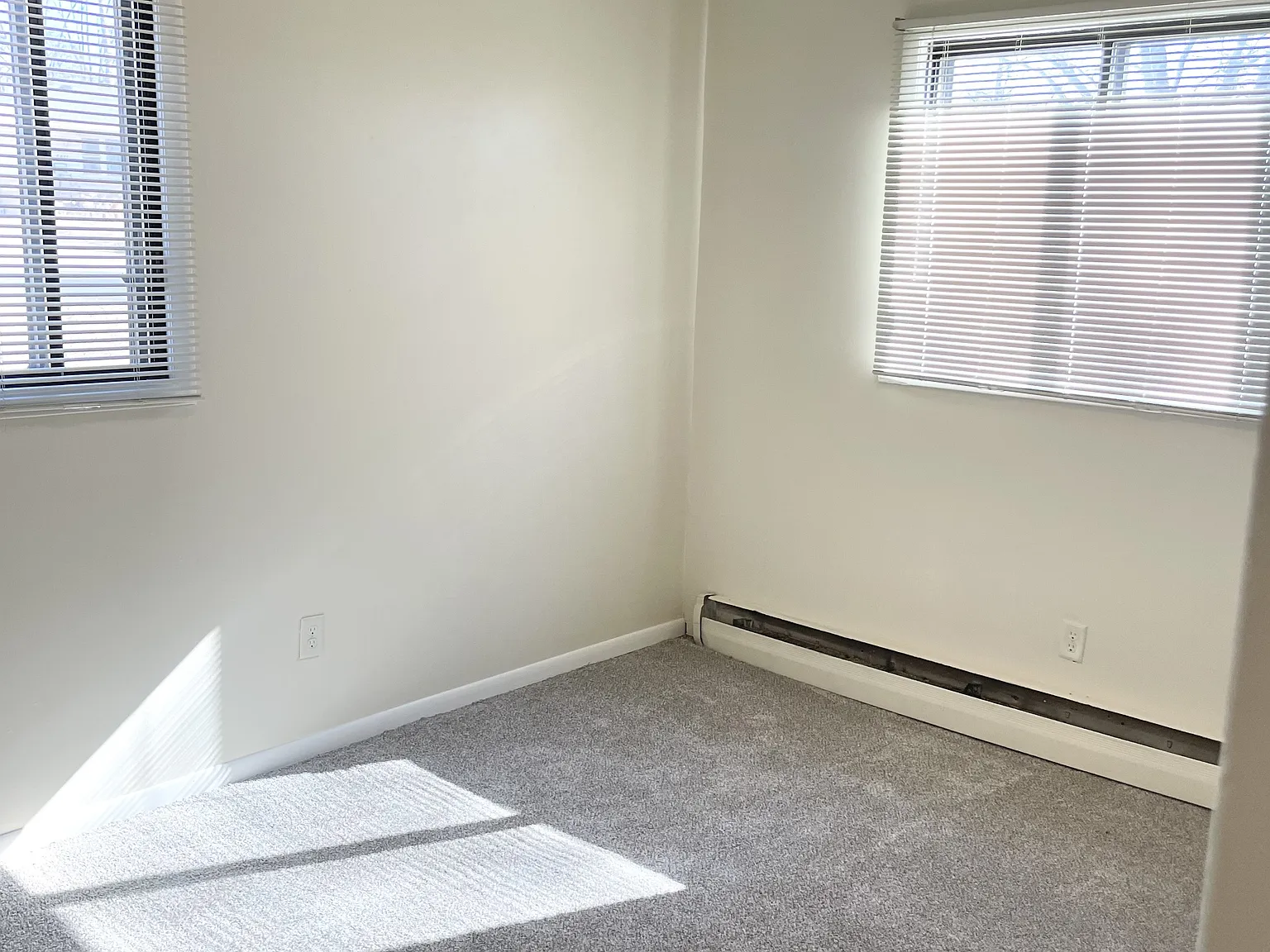 Sullivan Lake Apartments — Photo 3