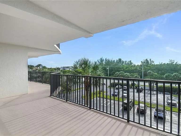 10044 S Ocean Dr #401 — Photo 32