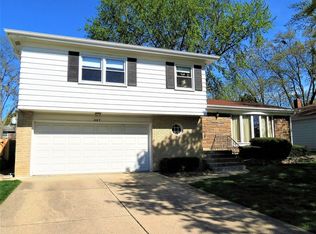 307 S Pine Ave, Arlington Heights, IL