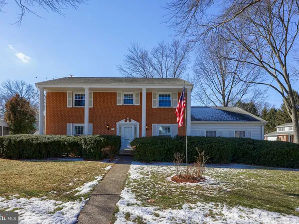 532 Penn Ayr Rd, Camp Hill, PA 17011