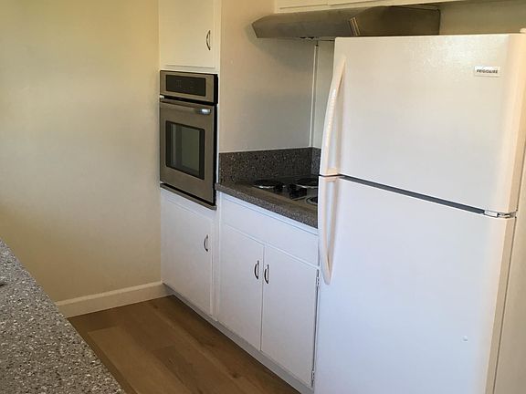Electric cooktop and oven