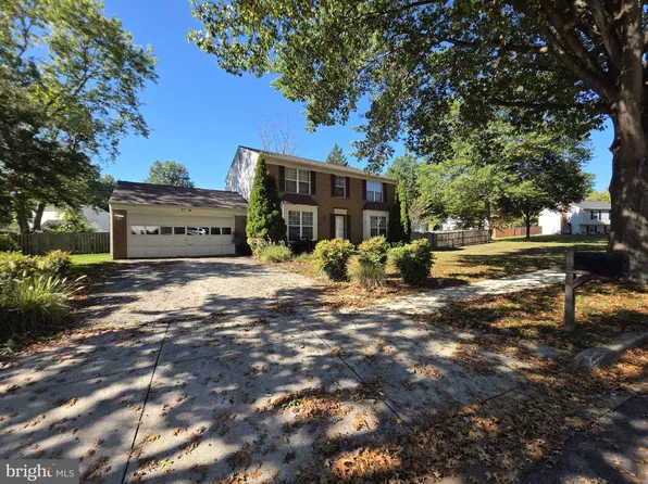 2714 Advent Ct S, Bowie, MD 20716