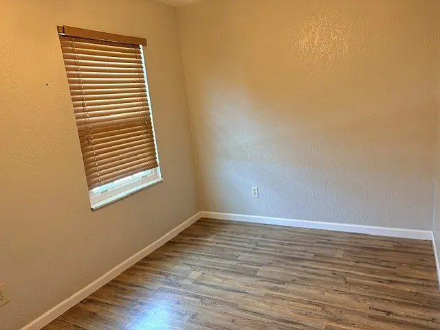415 Colleen Dr — Photo 18