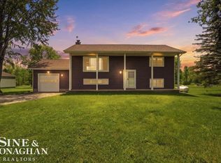7619 Adair Rd, Casco, MI 48064