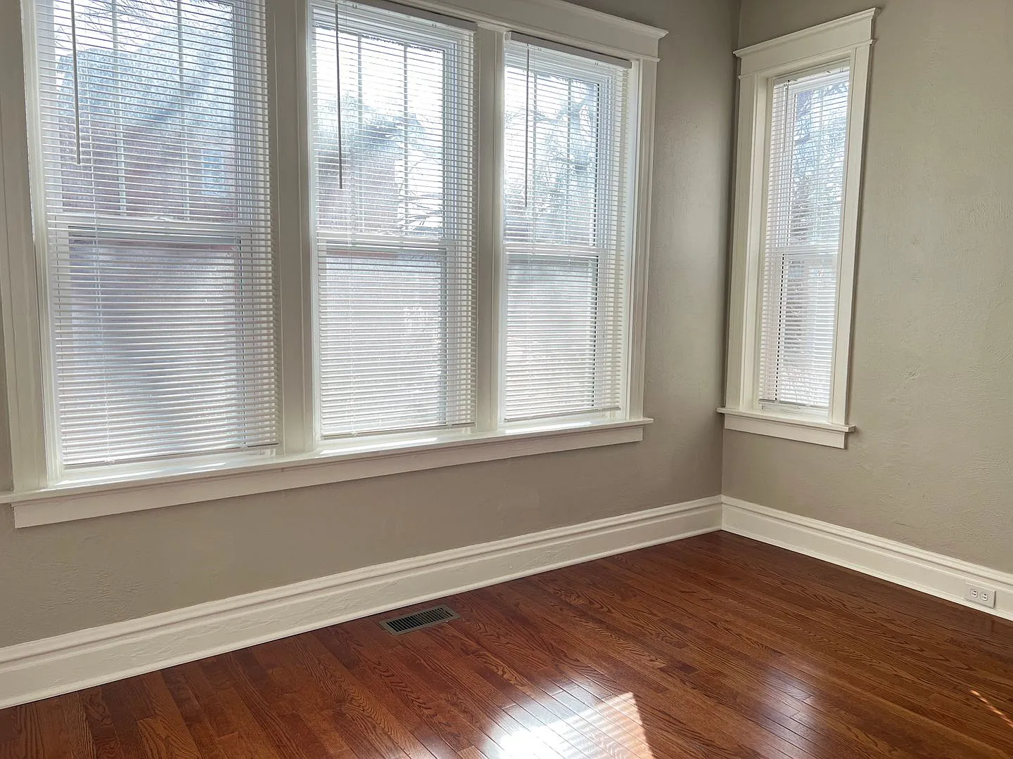 Newly Updated Two-Bedroom in Tower Grove South — Photo 1