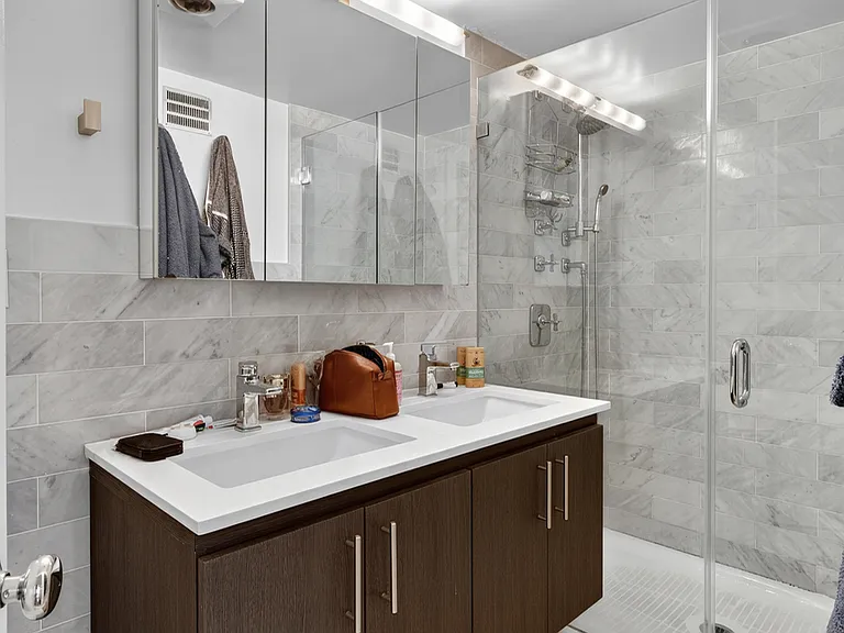 44 Berry St #3 — Photo 7