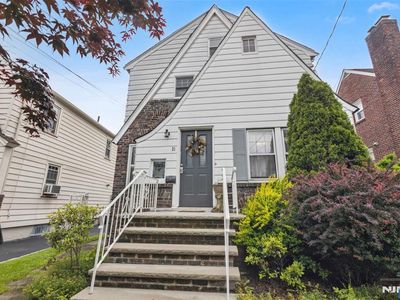 21 Berkeley Ave, Belleville, NJ, 07109