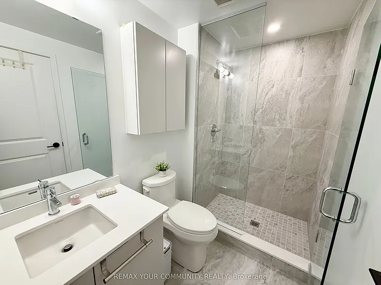 2075 Lakeshore Rd #703 — Photo 9