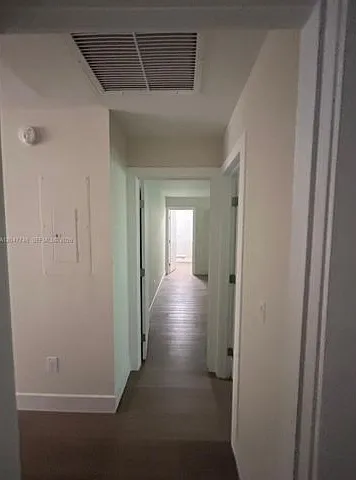 114 S Lakeside Dr — Photo 12