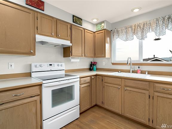 5th image of 26834 NE 163rd St