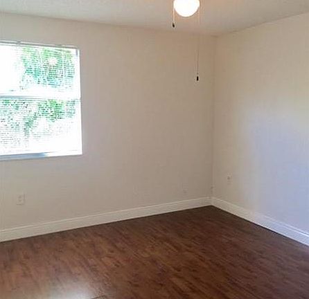 4th image of 4872 NW 97th Pl #289