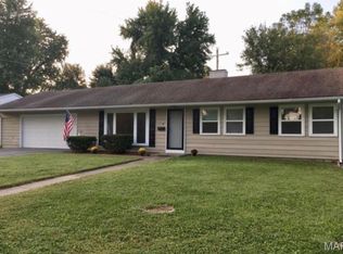 4 Mariknoll Dr, Belleville, IL