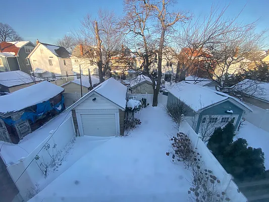 Rented by Daniel Gale Sotheby's International Realty | media 30