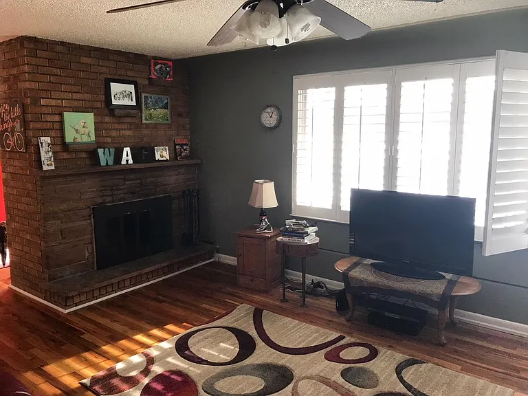 Living room with fireplace