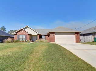 8524 Holley Hills Cir, Navarre, FL 32566