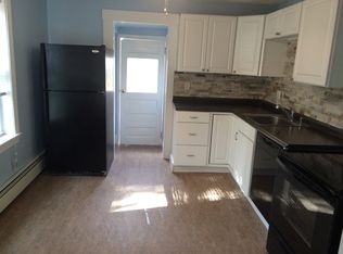 338 Mount Hope St #LEFT, North Attleboro, MA 02760