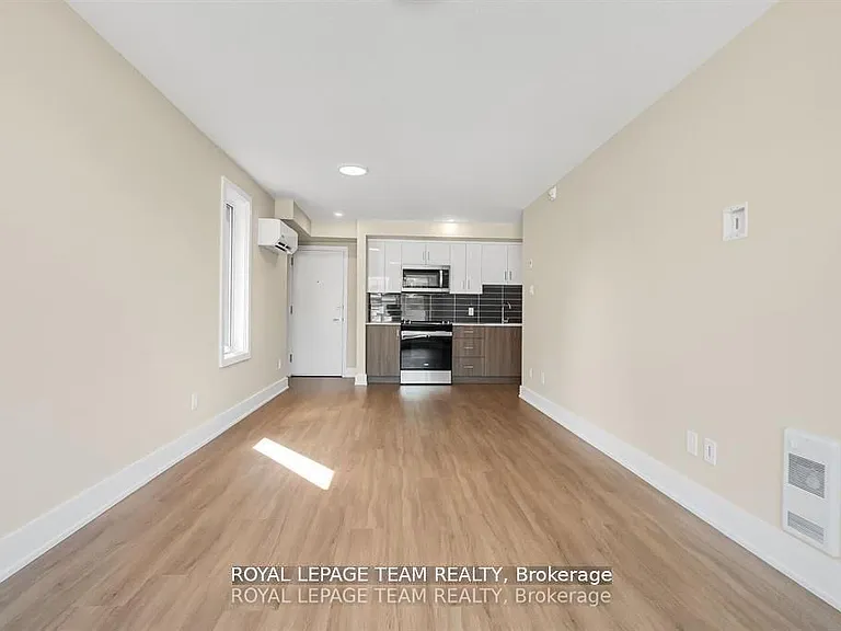 366 Winona Ave #2 — Photo 4